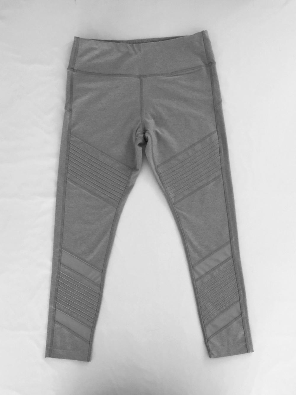 Mondetta Gray High-Waisted Moto Leggings Size M NWOT